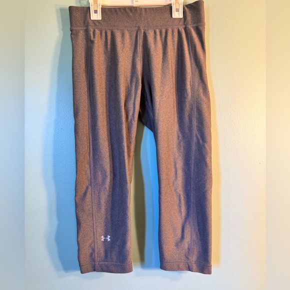 Women’s , under armour, cropped leggings, size large. - Picture 1 of 4